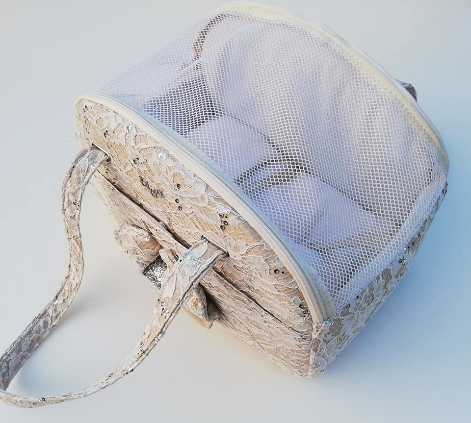 Paylette with Lace Traveller Bag and Car Carrier