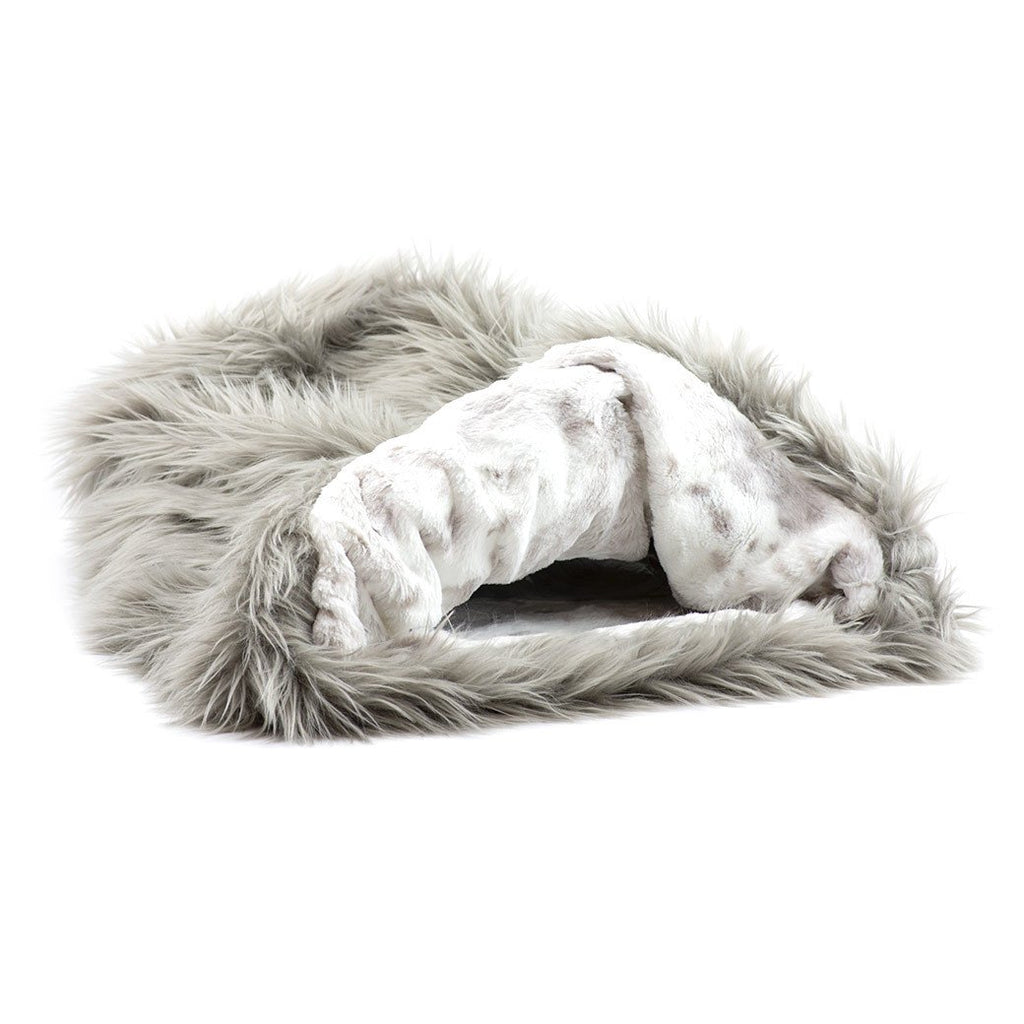 Taupe Shag with Platinum Snow Cuddle Cup