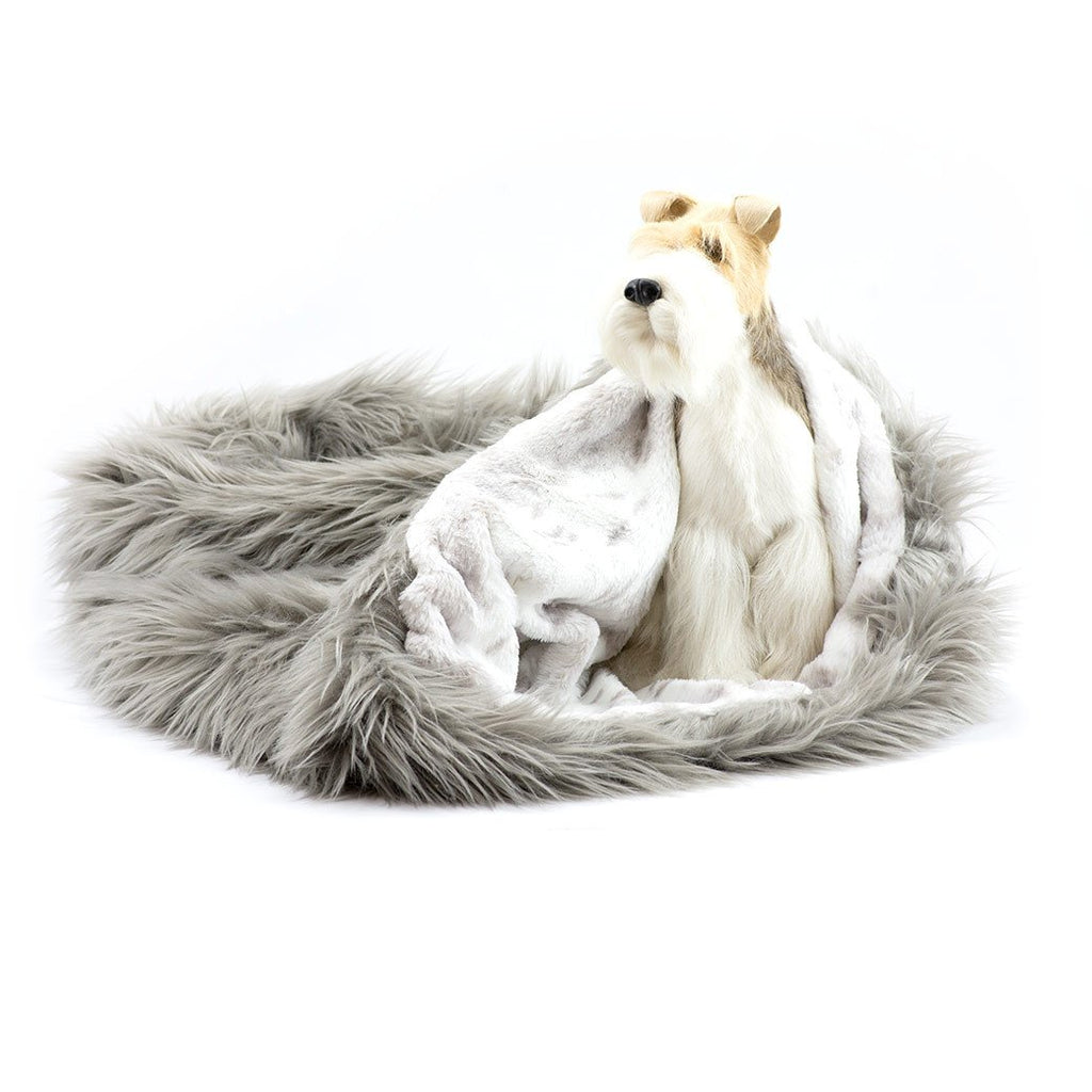 Taupe Shag with Platinum Snow Cuddle Cup